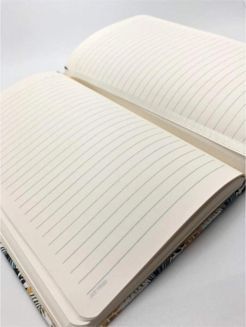 4316 Fresh Notebook Sert Kapak 120 Yaprak Çizgili 13 X 21 Cm Koyu Yeşil Koyu Yeşil