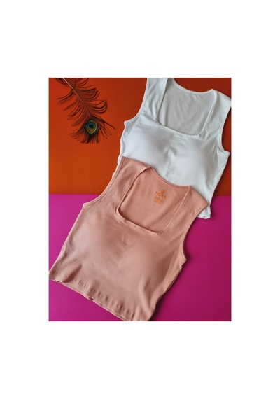 Demirsa Boutique Kare Yaka Kaşkorse Kumaş 2'li Pudra Ve Beyaz Kadın Sabit Pedli Crop Bluz Atlet Beyaz-pudra Demirsa Boutique Kare Yaka Kaşkorse Kumaş 2'li Pudra Ve Beyaz Kadın Sabit Pedli Crop Bluz Atlet Beyaz-pudra