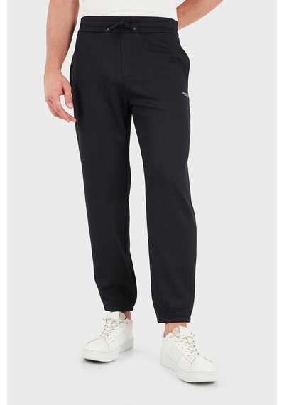 Armani Exchange Logolu Normal Bel Lastikli Paça Pantolon Erkek Pantolon Xm003426 Af28569 Ub101 Lacivert Armani Exchange Logolu Normal Bel Lastikli Paça Pantolon Erkek Pantolon Xm003426 Af28569 Ub101 Lacivert