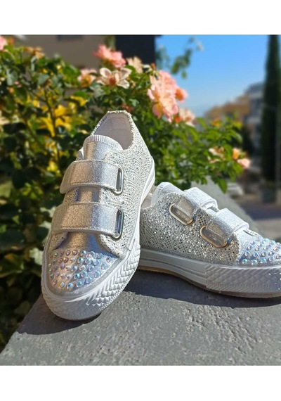 Scarpe Magiche Gümüş Işıklı Kız Çocuğu Ayakkabı 31-35 Numara Arası Işıksızdır Gümüş