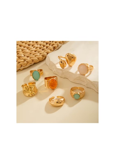 Susie Model 8'li Set Pastel Doğal Taş Görünümlü Vintage Gold Yüzük Kombini Bronz