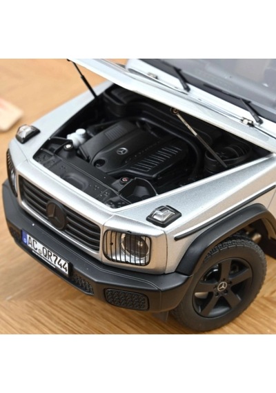 Norev 183030 1/18 Mercedes-benz G-class 2024 Iridium Silver