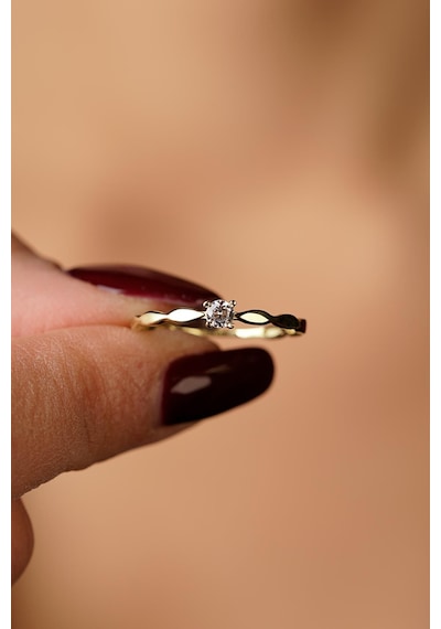 14 Ayar Altın Işıltılı Tek Taş Yüzük Sarı Altın