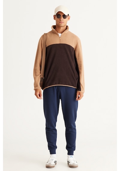 AC&Co / Altınyıldız Classics Erkek Sutlu Kahve-kahve Anti-pilling Tüylenme Yapmayan Standart Fit Bato Yaka İçi Polarlı Çift Renk Polar Sweatshirt Sütlü Kahverengi AC&Co / Altınyıldız Classics Erkek Sutlu Kahve-kahve Anti-pilling Tüylenme Yapmayan Standart Fit Bato Yaka İçi Polarlı Çift Renk Polar Sweatshirt Sütlü Kahverengi