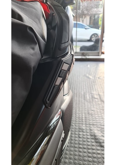 Yamaha Xmax 2023/2024 Arka Grenaj Koruma Gri Siyah
