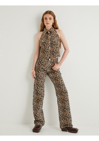 Koton Leopar Kot Bluz Düğmeli Gömlek Yaka Cepli Sırtı Açık Kolsuz Leopar Desenli 5wal30001md Leopar Desenli Koton Leopar Kot Bluz Düğmeli Gömlek Yaka Cepli Sırtı Açık Kolsuz Leopar Desenli 5wal30001md Leopar Desenli
