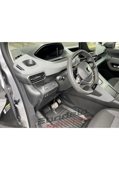 Peugeot Rifter 2025 3d Kauçuk Kokusuz Havuzlu Paspas