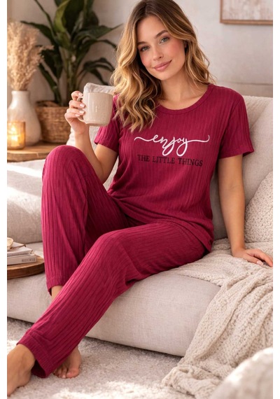 Kadın %100 Pamuk Pijama Takımı Raporlu Kumaş Rahat Kalıp Yazlık Ev Giyim Bordo