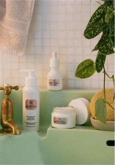 The Body Shop Drops Of Lıght Aydınlatıcı Serum 30ml