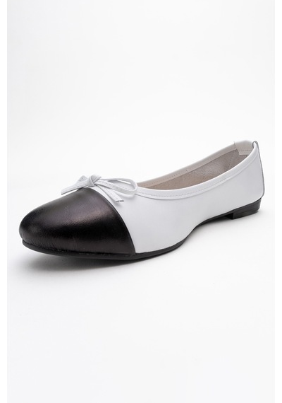 Luvishoes Luvi Shoes Jens Beyaz-siyah Cilt Hakiki Deri Fiyonklu Kadın Babet Ayakkabı Beyaz - Siyah Luvishoes Luvi Shoes Jens Beyaz-siyah Cilt Hakiki Deri Fiyonklu Kadın Babet Ayakkabı Beyaz - Siyah