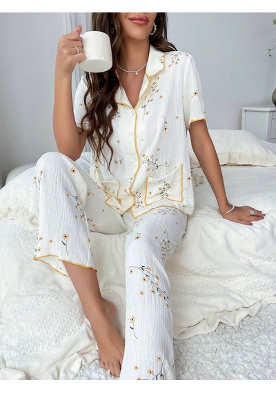 Bella Notte Çiçek Baskılı Cep Detaylı Düğmeli Günlük Pijama Takımı Beyaz