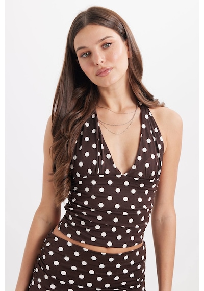 Tudors Kadın Standart Fit Normal Kesim Kolsuz Halter Yaka Boyundan Bağlamalı Puantiyeli Kahverengi Bluz-51015 Tudors Kadın Standart Fit Normal Kesim Kolsuz Halter Yaka Boyundan Bağlamalı Puantiyeli Kahverengi Bluz-51015