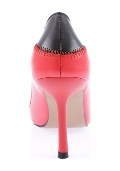 Dgn 7054-22y Kadın Sivri Burun Dikiş Detaylı Topuklu Ayakkabı 7054-2125-R12953 Siyah - Kırmızı Dgn 7054-22y Kadın Sivri Burun Dikiş Detaylı Topuklu Ayakkabı 7054-2125-R12953 Siyah - Kırmızı