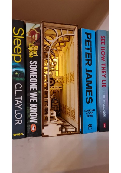 Book Nook Tren İstasyonu Kitap Tutucu Dıy Kendin Yap