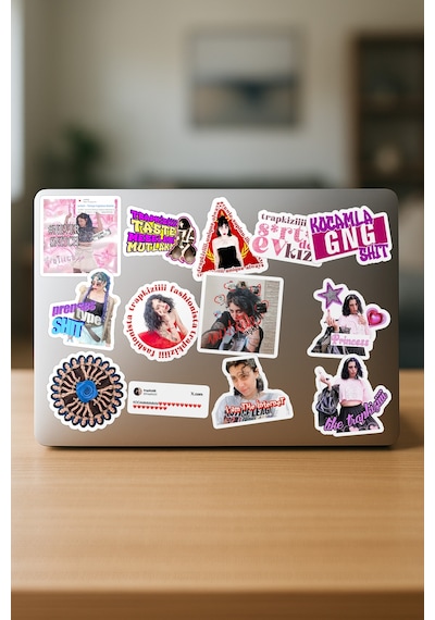Trapkiziiii Special Edition Yapışkanlı Folyo Sticker Paketi 25 Adet Sınırlı Sayıda Çok Renkli