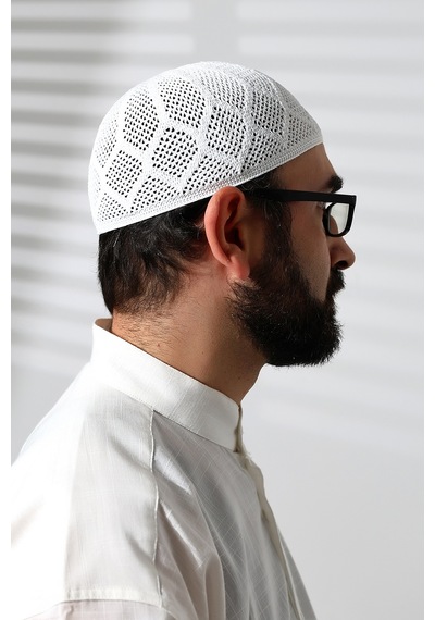 Makine Örgüsü Dantel Detaylı Namaz Takkesi Beyaz Beyaz