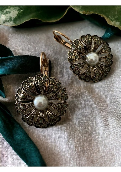 Black Diamond Taşlı İnci Çiçek Küpe Gri