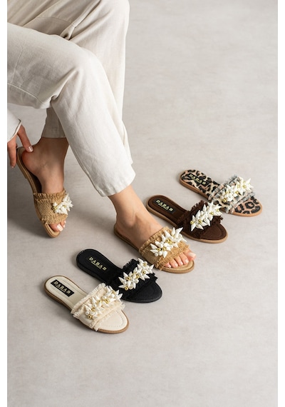 Dabab Shoes Shella Kadın Deniz Kabuğu Ve İnci Detaylı Siyah Hasır Dokulu Düz Taban Açık Burun Terlik Dabab Shoes Shella Kadın Deniz Kabuğu Ve İnci Detaylı Siyah Hasır Dokulu Düz Taban Açık Burun Terlik