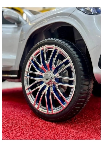 Voyage Akülü Araba Uzaktan Kumandalı 4x2 12 Volt Beyaz