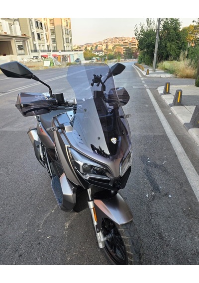 Motocam Rks Reale 125 Ön Cam 2023-2026 Model 55cm Füme Renkli 4mm Kısa Spor Cam