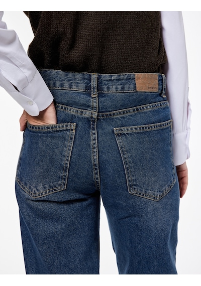 Koton Pamuklu Düz Kesim Düz Paça Jean Pantolon - Straight Jeans Koyu İndigo 7wal40008md Indigo Koton Pamuklu Düz Kesim Düz Paça Jean Pantolon - Straight Jeans Koyu İndigo 7wal40008md Indigo