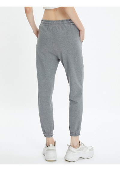 Koton Basic Jogger Eşofman Altı Beli Bağlamalı Cepli Antrasit 4sal40034ık 4SAL40034IK931 Antrasit Koton Basic Jogger Eşofman Altı Beli Bağlamalı Cepli Antrasit 4sal40034ık 4SAL40034IK931 Antrasit