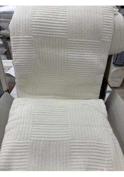 Sesli Comfort Beyaz Skoç Pamuk Örme Battaniye 200x220 Çift Kişilik Battal Diğer