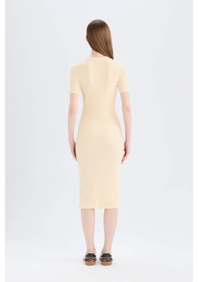 DeFacto Bodycon Vücudu Saran Bisiklet Yaka Fitilli Kaşkorse Kısa Kollu Midi Elbise E6926AX25SPYL251