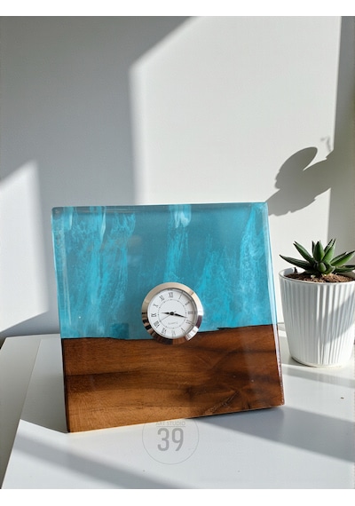 Classic Ceviz & Epoksi Masa Saati 3,5 Cm Gümüş Quartz Mekanizma Tasarım Masaüstü Saat 15x15 Cm Turkuaz