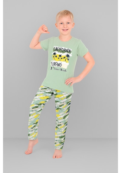 Vitmo Erkek Çocuk 3'lü %100 Pamuklu 1-2-3 Yaş Pijama Takımı Model:114 Çok Renkli Vitmo Erkek Çocuk 3'lü %100 Pamuklu 1-2-3 Yaş Pijama Takımı Model:114 Çok Renkli