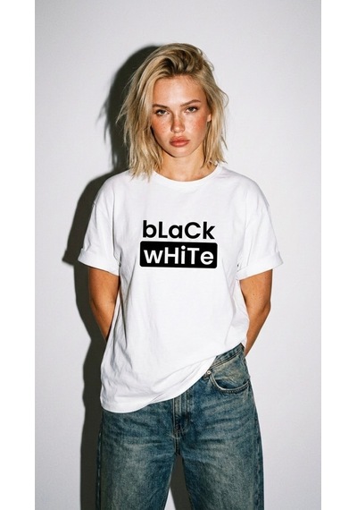 Kadın Oversize Tişört Black White Baskılı Beyaz