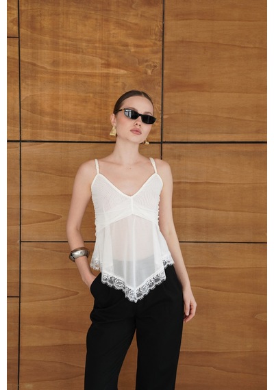 Verymoda D 2979 Askılı Dantel Detaylı Tül Bluz - D2979 Krem