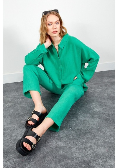 Manche Müslin Uzun Yıkamalı Oversize Rahat Kalıp Parçalı Kadın Düz Basic Gömlek Benetton Mks166905-01 Manche Müslin Uzun Yıkamalı Oversize Rahat Kalıp Parçalı Kadın Düz Basic Gömlek Benetton Mks166905-01