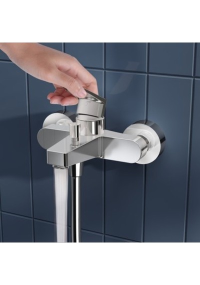 Banyo Bataryası Modern Tasarım Ve Kullanım Kolaylığı Altın
