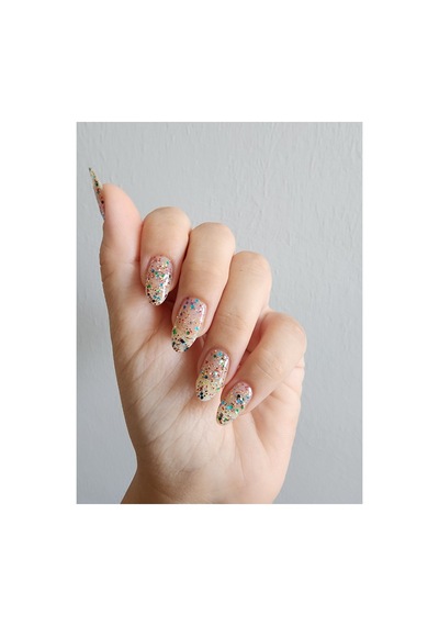 Mov Glitter Simli Oje Yeni Yıl No:7 Sarı