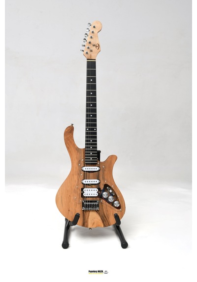 Elektro Gitar Stratocaster Ceviz Custom Yıllanmış Ağaç Kişiye Özel Butterscotch Blonde