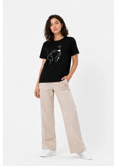 Freedom Storee Kadın Köpek Figürlü Minimal Baskılı Tişört Kısa Kol Yazlık T-shirt - Siyah Çok Renkli