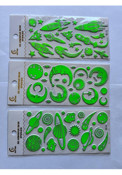 Karanlıkta Parlayan Yapışkanlı Fosforlu Sticker 3 Adet Birden Uzay