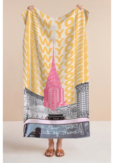 New York Şehir Temalı Modern Plaj Havlusu - Urban Retro Pembe Sarı Hızlı Kuruyan Mikrofiber Havlu Donuk Çayı