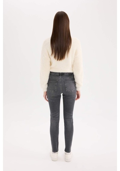 DeFacto Skinny Fit Yüksek Bel Düz Paça Uzun Jean Görünümlü Yıkamalı Pantolon D5047AX24CWNM36
