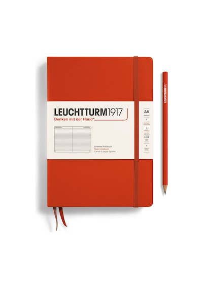 Leuchtturm1917 Doğal Renkler Serisi Not Defteri, Orta Boy A5 , Sert Kapak, 251 Numaralandırılmış Sayfa, Çizgili, Tilki Kırmızısı Kırmızı Leuchtturm1917 Doğal Renkler Serisi Not Defteri, Orta Boy A5 , Sert Kapak, 251 Numaralandırılmış Sayfa, Çizgili, Tilki Kırmızısı Kırmızı