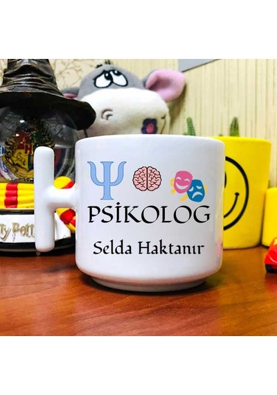 Psikolog Latte Fincanı