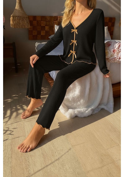 Moda Dua Kadın Siyah Fiyonklu İç Çamaşırı Ve Uzun Kollu V Yaka Pijama Takımı 4'lü Set