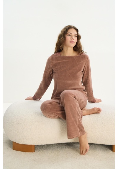 Sevim Kadın Uzun Kol Kadife Kahve Pijama Takım C3t9n1o61 001
