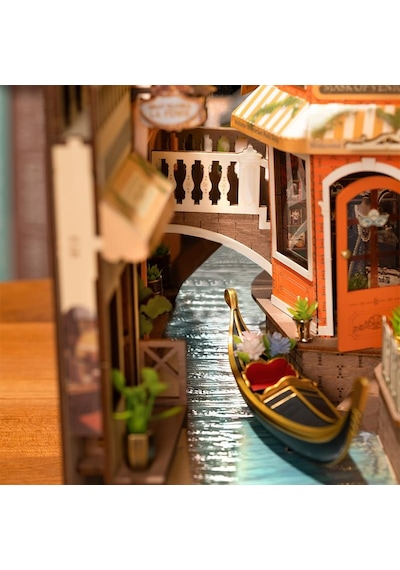 Rolife Tgb08 Venedik Romantic Venice Kitap Köşesi Dıy Minyatür Maket Model Seti Mini Dollhouse 3d Model Kit Detaylı Dekoratif Hobi Seti 3d Puzzle Tiny House