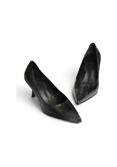 Fox Shoes Z676070007 Siyah Yılan Baskılı İnce Topuklu Kadın Stiletto Ayakkabı