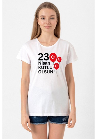 23 Nisan Balon Beyaz Kadın Bisikletyaka Tshirt 001