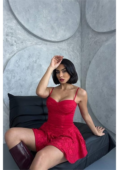 Neşeli Butik Kadın Bolero Detaylı Güpür Prenses Elbise Nbdf107 Kırmızı
