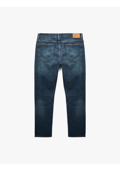 Koton Pamuklu Düz Paça Normal Bel Straight Fit Jean Pantolon - Mark Jean Koyu İndigo 6sam40161nd Koton Pamuklu Düz Paça Normal Bel Straight Fit Jean Pantolon - Mark Jean Koyu İndigo 6sam40161nd