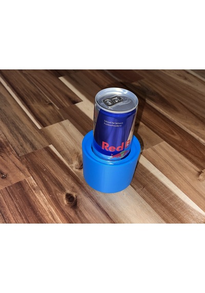 Tesla Model 3 Red Bull Kutuları İçin Bardaklık